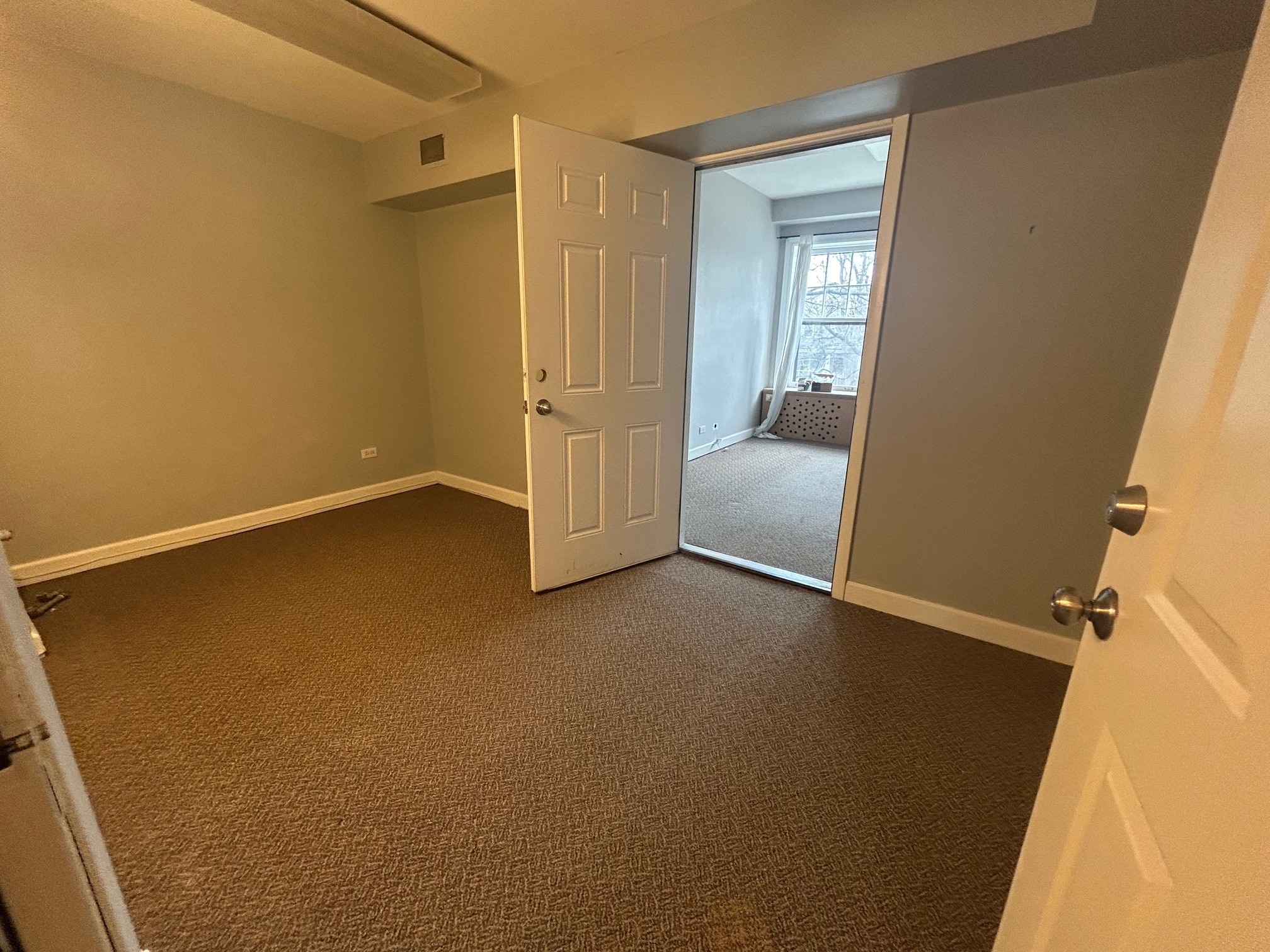 715-725 Elm St, Winnetka, IL for lease Interior Photo- Image 1 of 3