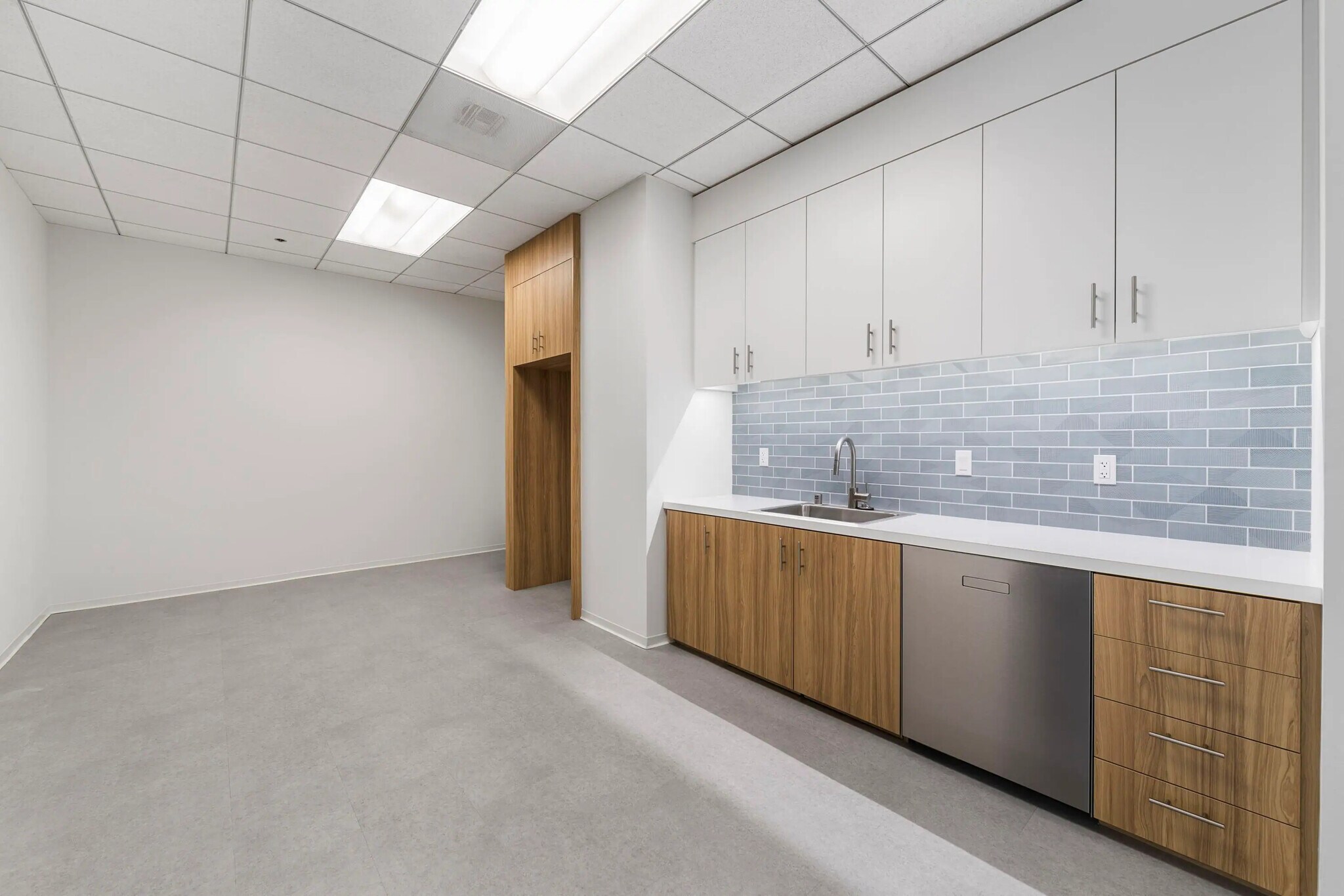 15635 Alton Pky, Irvine, CA for lease Interior Photo- Image 1 of 6