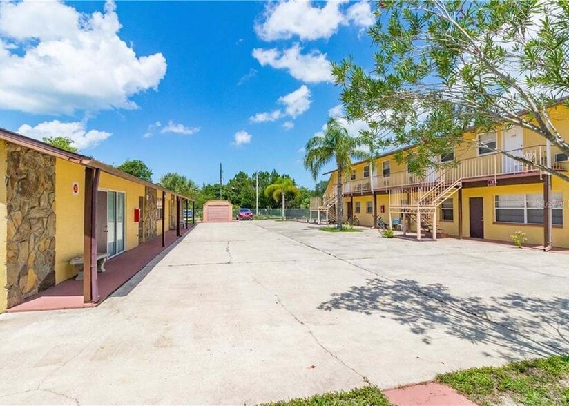 7506 New Jersey Ave, Hudson, FL for sale - Building Photo - Image 2 of 8