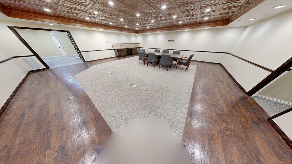 5625 Fulton Dr, Amarillo, TX for sale - Interior Photo - Image 2 of 16