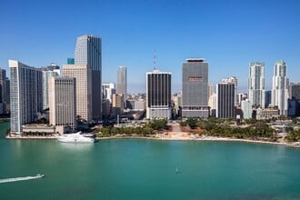 2 S Biscayne Blvd, Miami, FL - AERIAL  map view