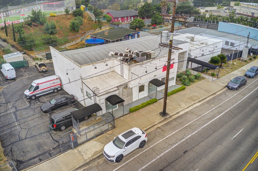 6470 Foothill Blvd, Tujunga, CA à vendre - Photo du bâtiment - Image 2 de 41
