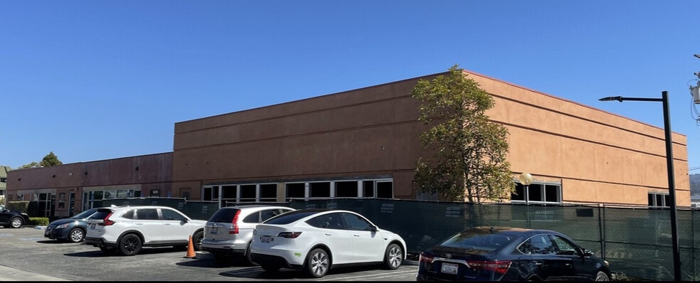 23365 Hawthorne Blvd, Torrance, CA for lease - Building Photo - Image 3 of 19