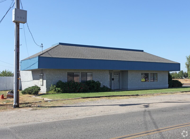 25954 Tanforan Dr, Madera, CA à vendre - Photo du bâtiment - Image 2 de 2