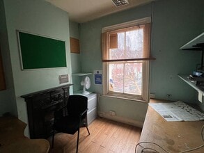 159 Stanley Rd, Teddington for lease Interior Photo- Image 1 of 2