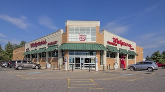 Plus de détails pour 4 Sanborn Rd, Tilton, NH - Commerce de détail à vendre