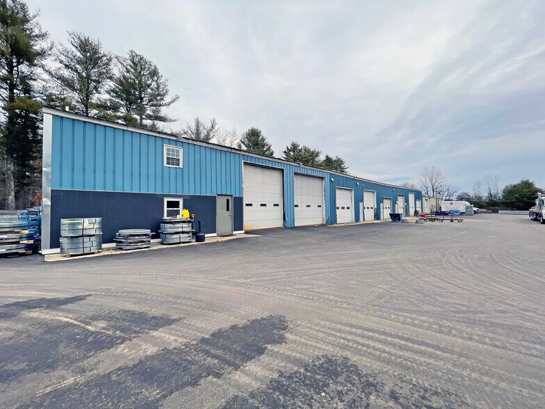 4 Old Nashua Rd, Londonderry, NH à louer - Photo du bâtiment - Image 2 de 9