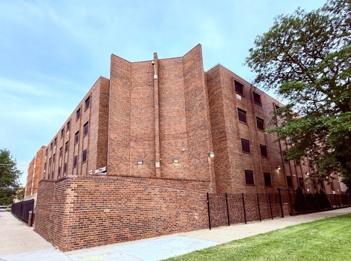 5001 S Michigan Ave, Chicago, IL à vendre - Photo du bâtiment - Image 2 de 3