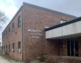 Plus de détails pour 500 6th Ave, Mendota, IL - Soins de santé à vendre