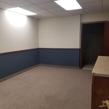 19232 Evans St NW, Elk River, MN for lease Building Photo- Image 1 of 4