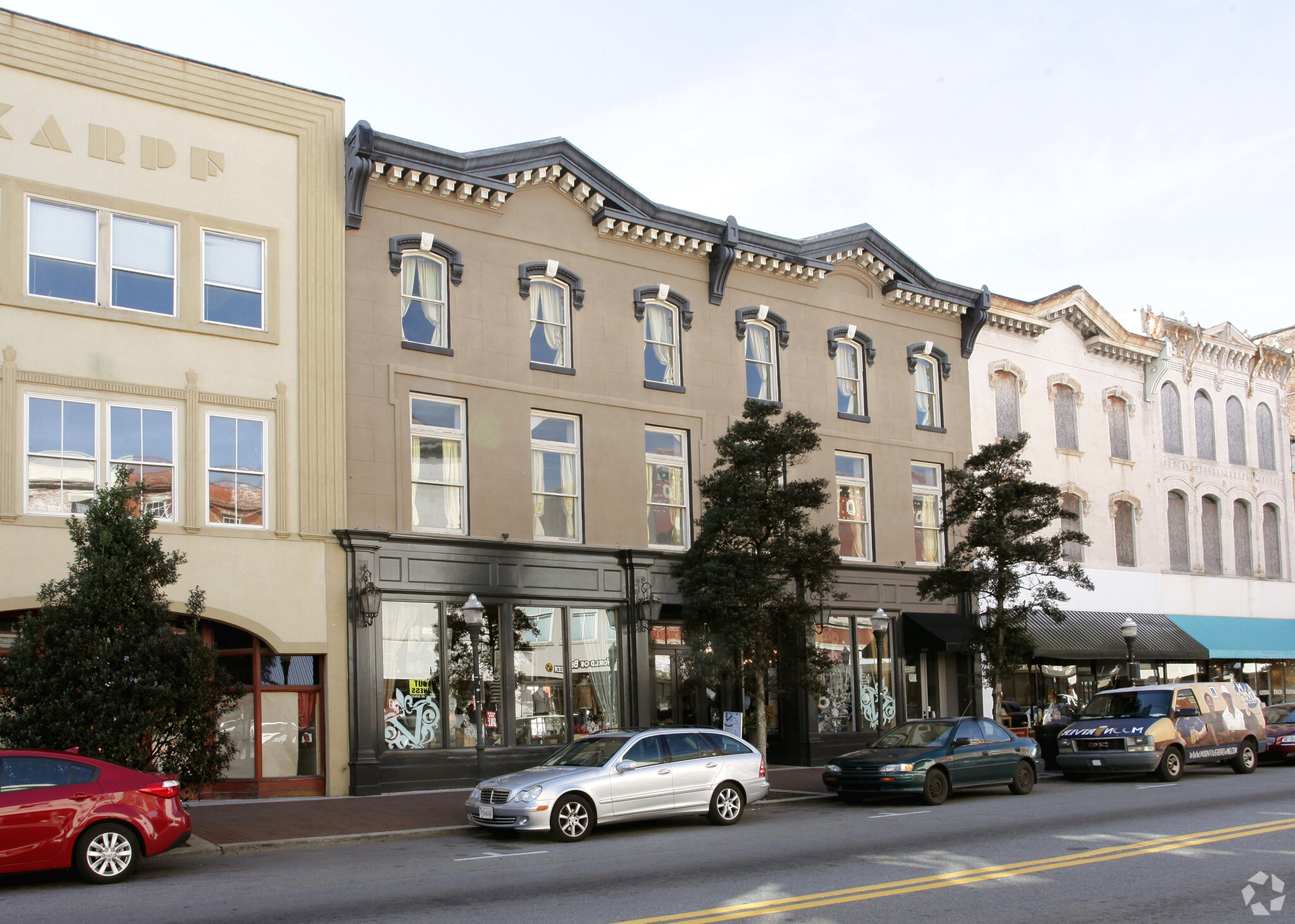 109 W Broughton St, Savannah, GA for sale Primary Photo- Image 1 of 1