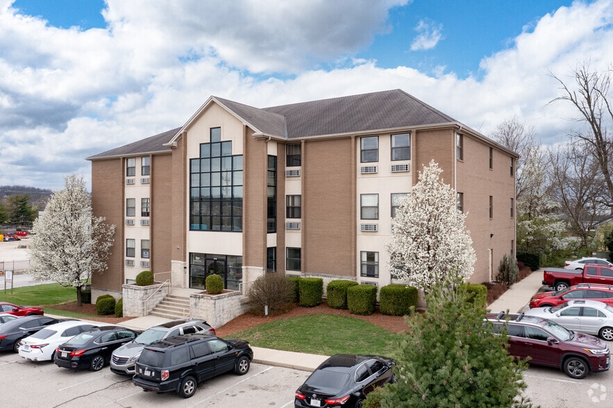 1 N Commerce Park Dr, Lockland, OH à vendre - Photo du bâtiment - Image 1 de 7