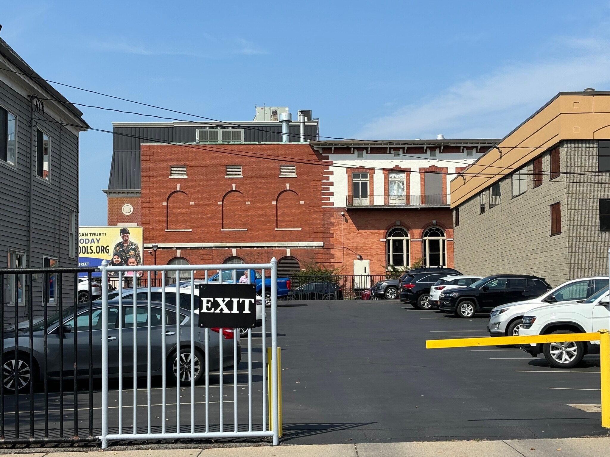 135 W Tupper St, Buffalo, NY for lease Building Photo- Image 1 of 11