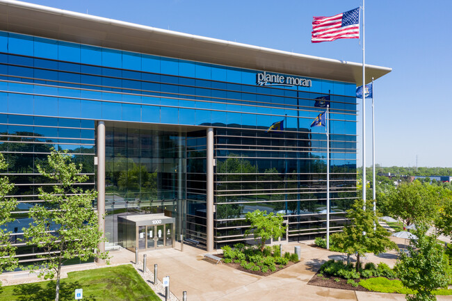 More details for 1000 Oakbrook Dr, Ann Arbor, MI - Office for Lease