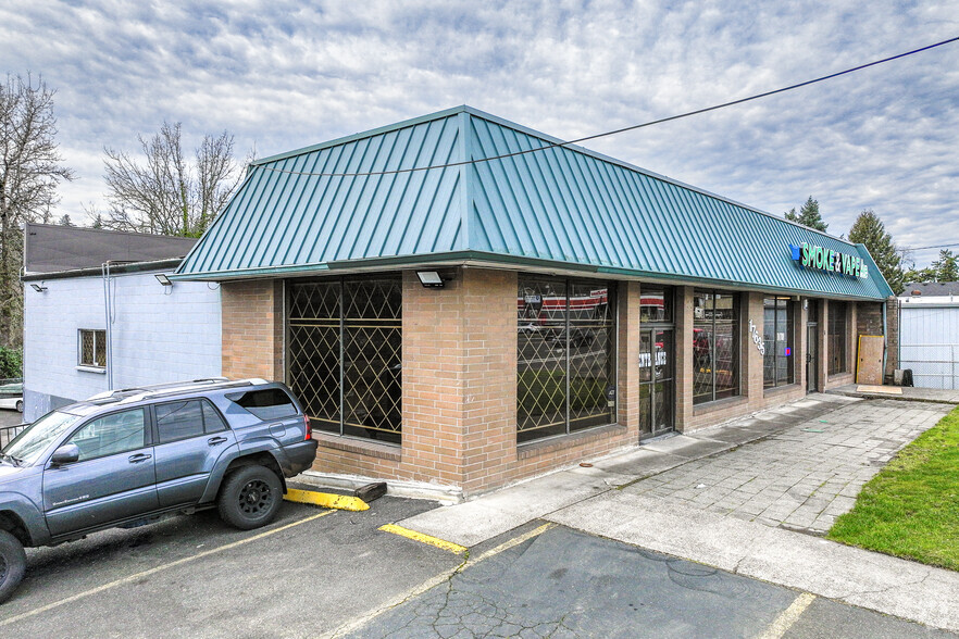 17635 SE McLoughlin Blvd, Milwaukie, OR for lease - Building Photo - Image 1 of 8