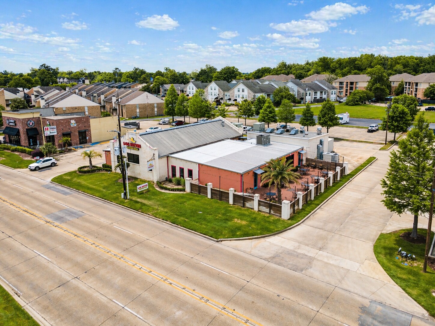 1072 W Lee Dr, Baton Rouge, LA à louer Photo principale- Image 1 de 39