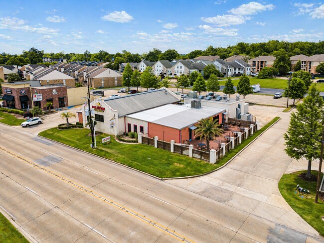 Plus de détails pour 1072 W Lee Dr, Baton Rouge, LA - Commerce de détail à louer