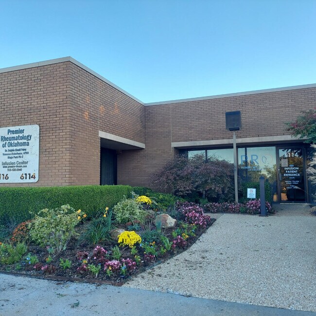 More details for 6112-6122 E 61st St, Tulsa, OK - Office for Sale