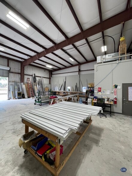 525 Gus Hipp Blvd, Rockledge, FL à louer - Photo du bâtiment - Image 2 de 9