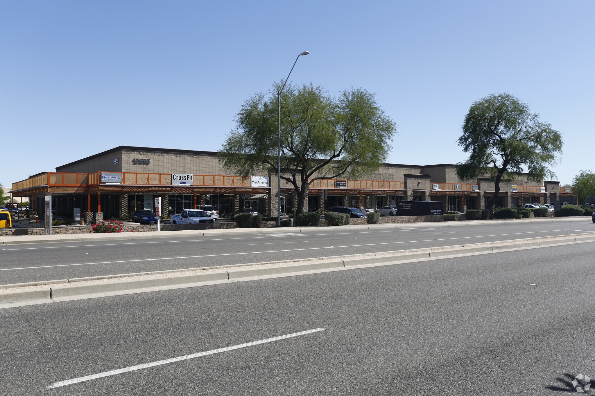 15855 N Greenway-Hayden Loop, Scottsdale, AZ for lease Primary Photo- Image 1 of 19