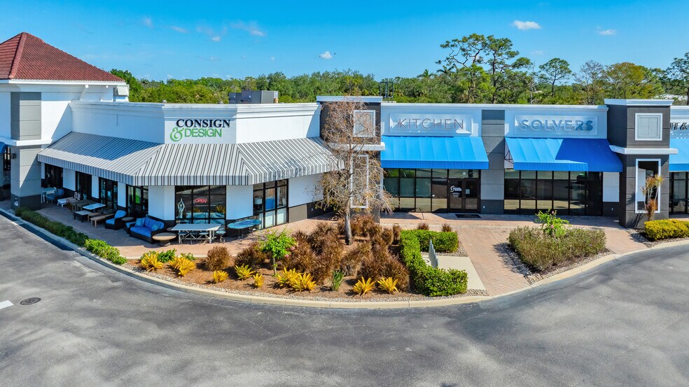 25987 S Tamiami Trl, Bonita Springs, FL à louer - Photo du bâtiment - Image 3 de 11