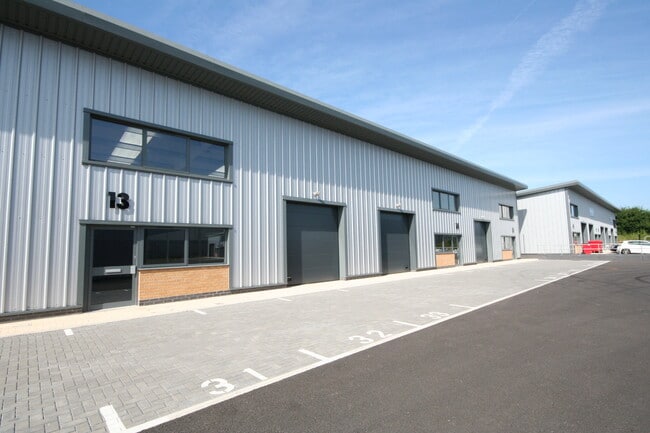 Plus de détails pour Malthouse Ln, Frome - Industriel à louer