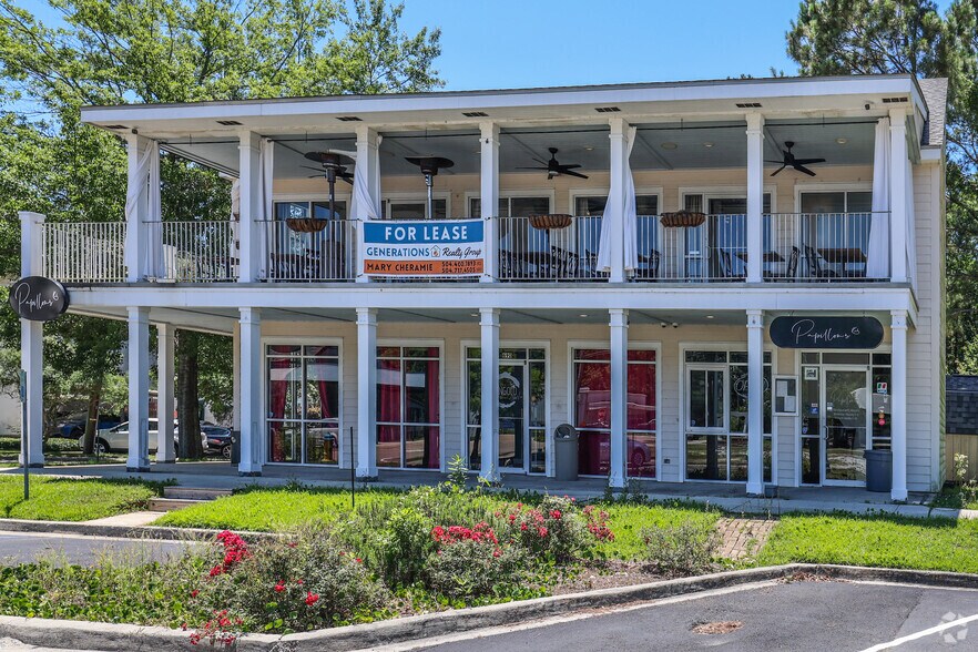 690 Lafitte St, Mandeville, LA for lease - Primary Photo - Image 1 of 4