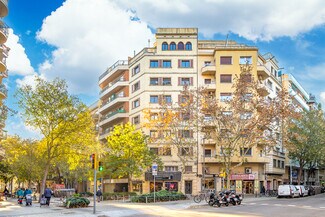 Plus de détails pour Carrer del Comte Borrell, 115B, Barcelone - Multi-résidentiel à vendre