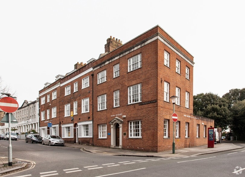 24 Southernhay East, Exeter for lease - Building Photo - Image 3 of 4