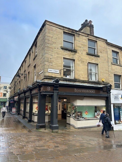 13 King St, Huddersfield for sale Building Photo- Image 1 of 2