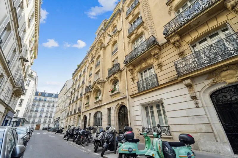 Bureau dans Paris à vendre Photo du bâtiment- Image 1 de 11