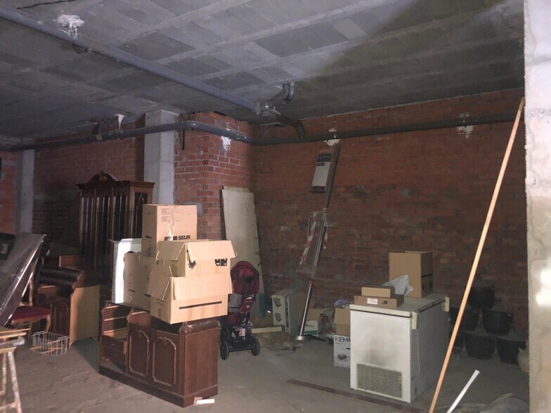 Commerce de détail dans Ponferrada, León à vendre - Photo du bâtiment - Image 3 de 6