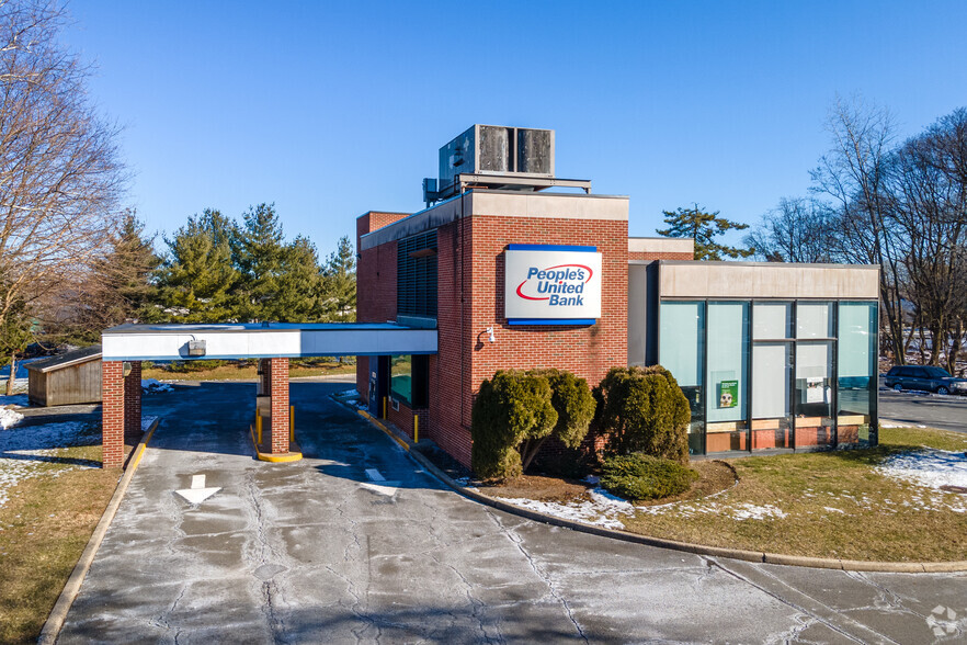 26 S Route 9W, West Haverstraw, NY for sale - Building Photo - Image 1 of 1