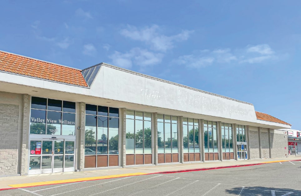 12431-12491 Valley View St, Garden Grove, CA à louer Photo du bâtiment- Image 1 de 1