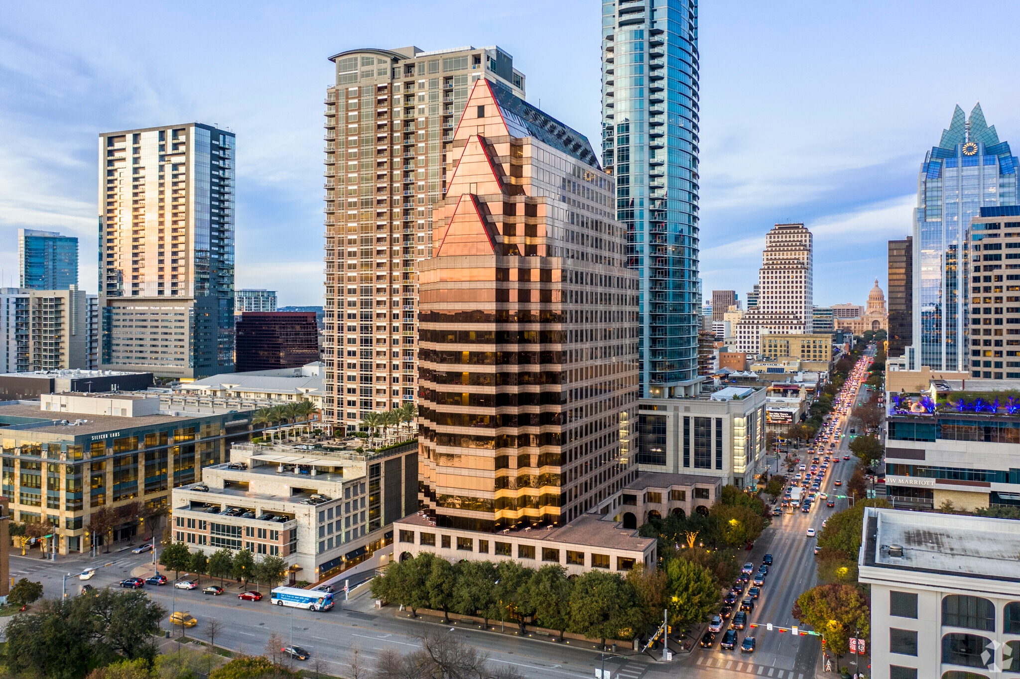 100 Congress Ave, Austin, TX à louer Photo du bâtiment- Image 1 de 17