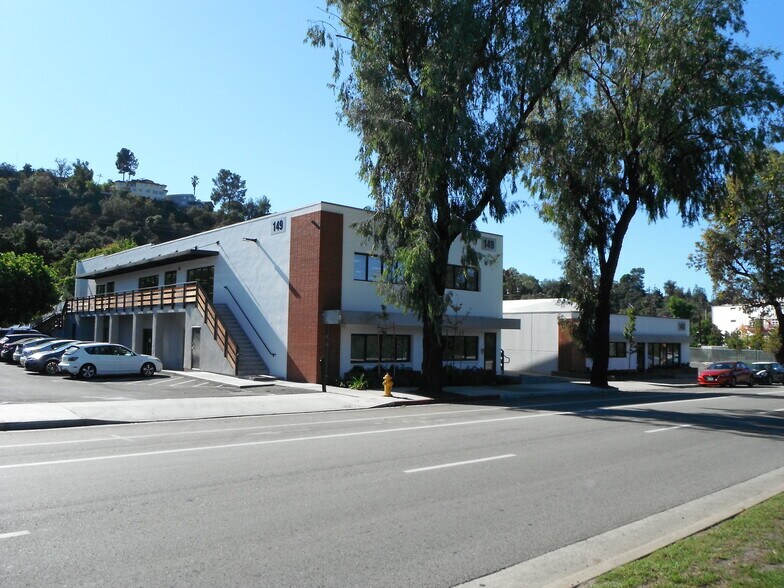 161 Pasadena Ave, South Pasadena, CA à louer - Photo du bâtiment - Image 1 de 5