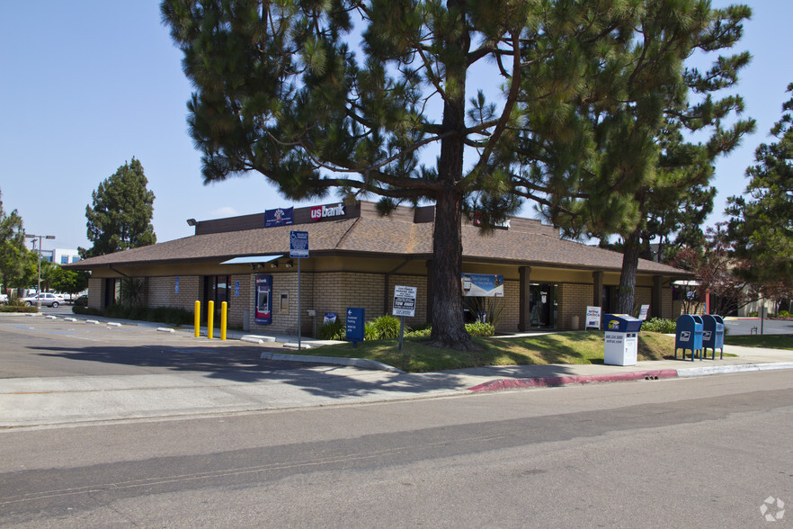 9005 Complex Dr, San Diego, CA for lease - Primary Photo - Image 1 of 2