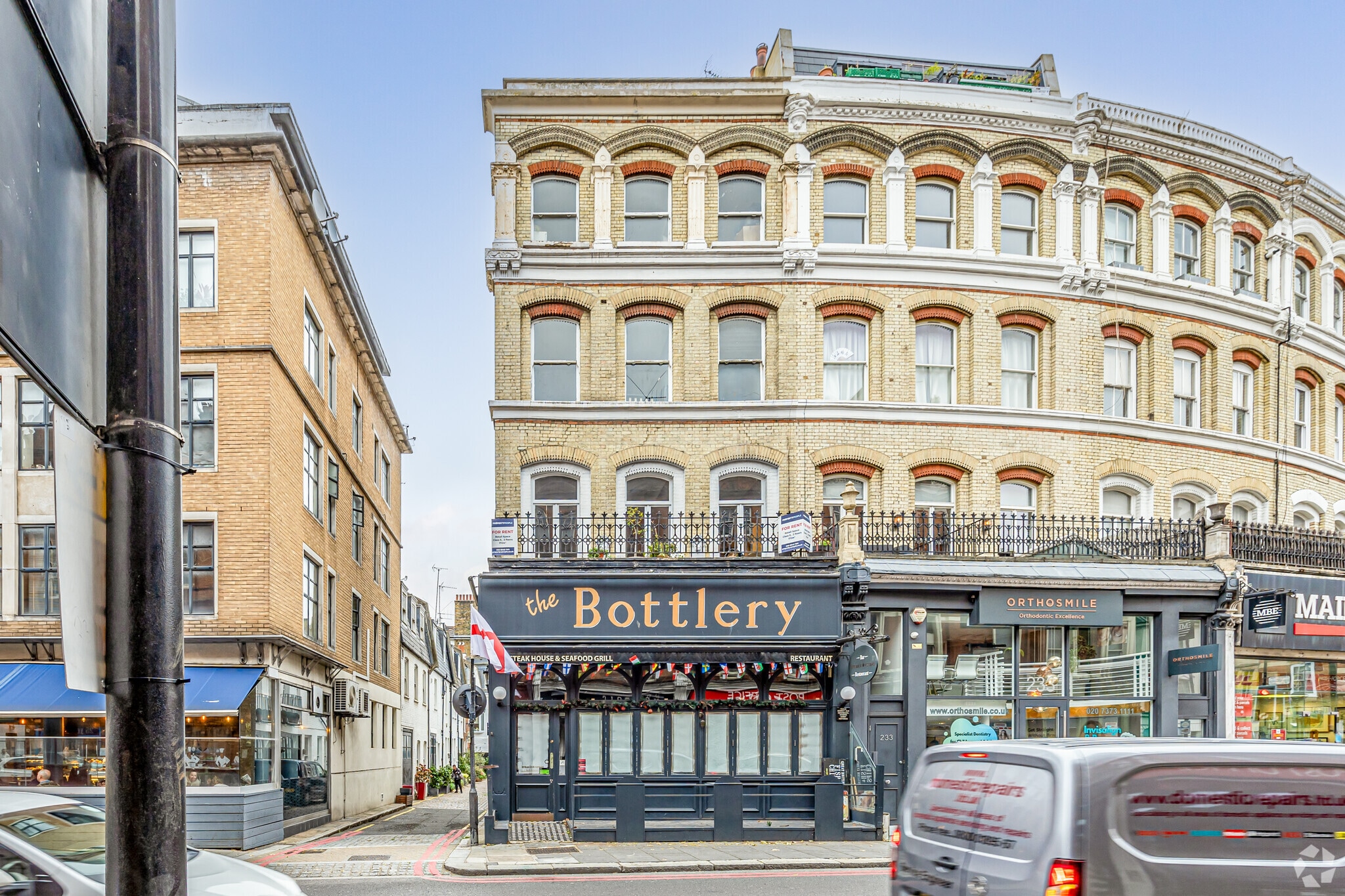 231 Earls Court Rd, London for lease Primary Photo- Image 1 of 3