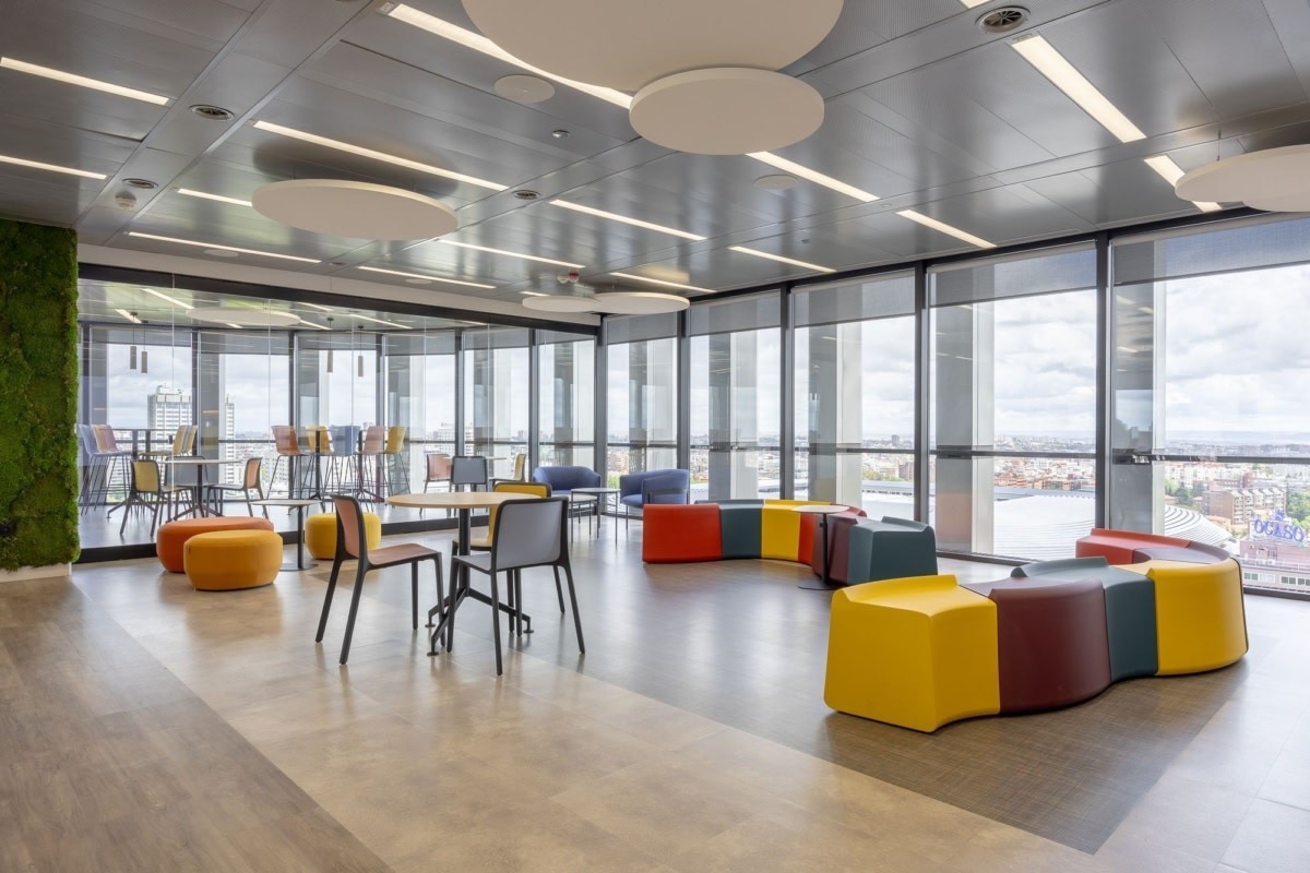 Paseo Castellana, 95, Madrid, Madrid for lease Interior Photo- Image 1 of 8