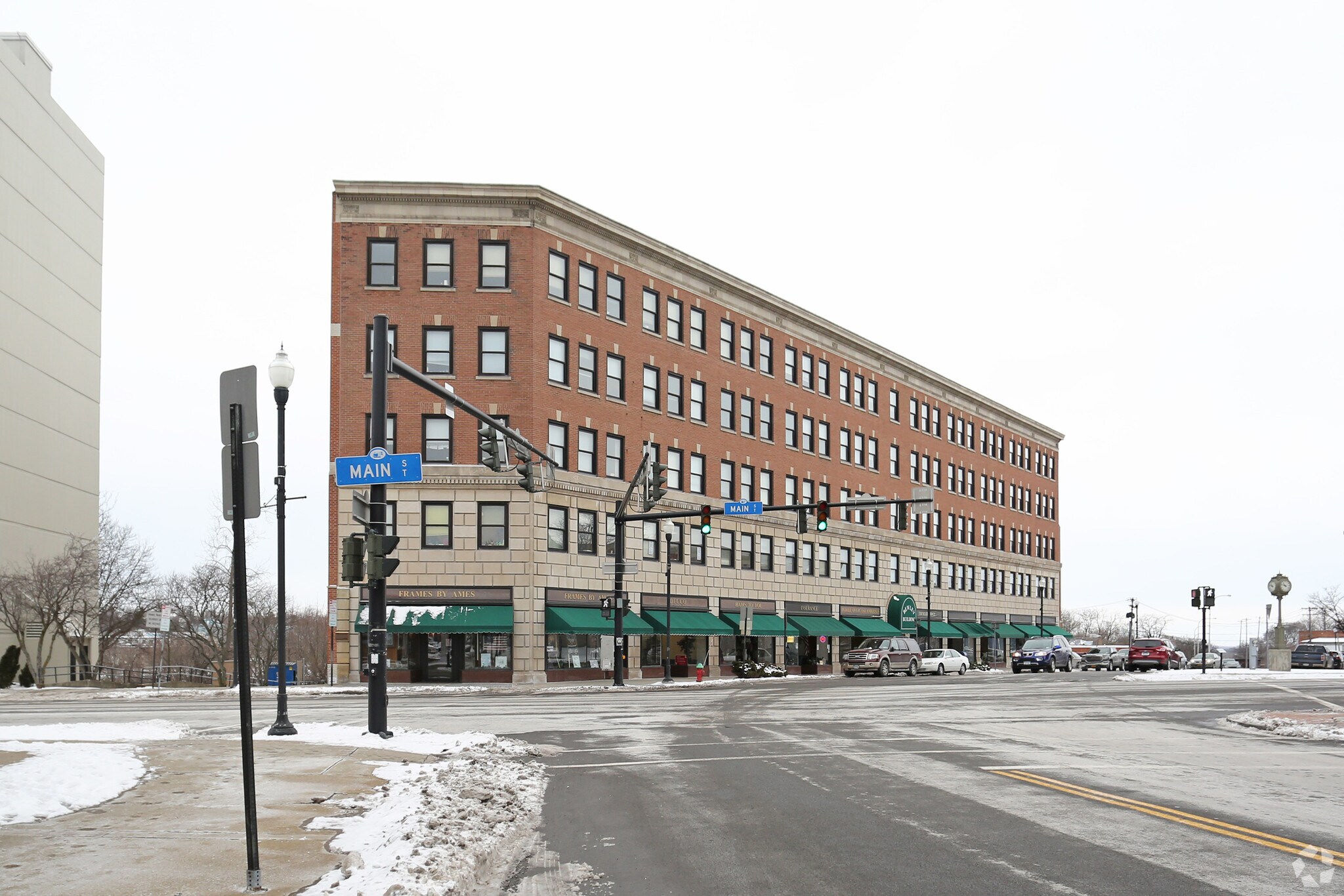 4 Market St, Lockport, NY for lease Primary Photo- Image 1 of 21