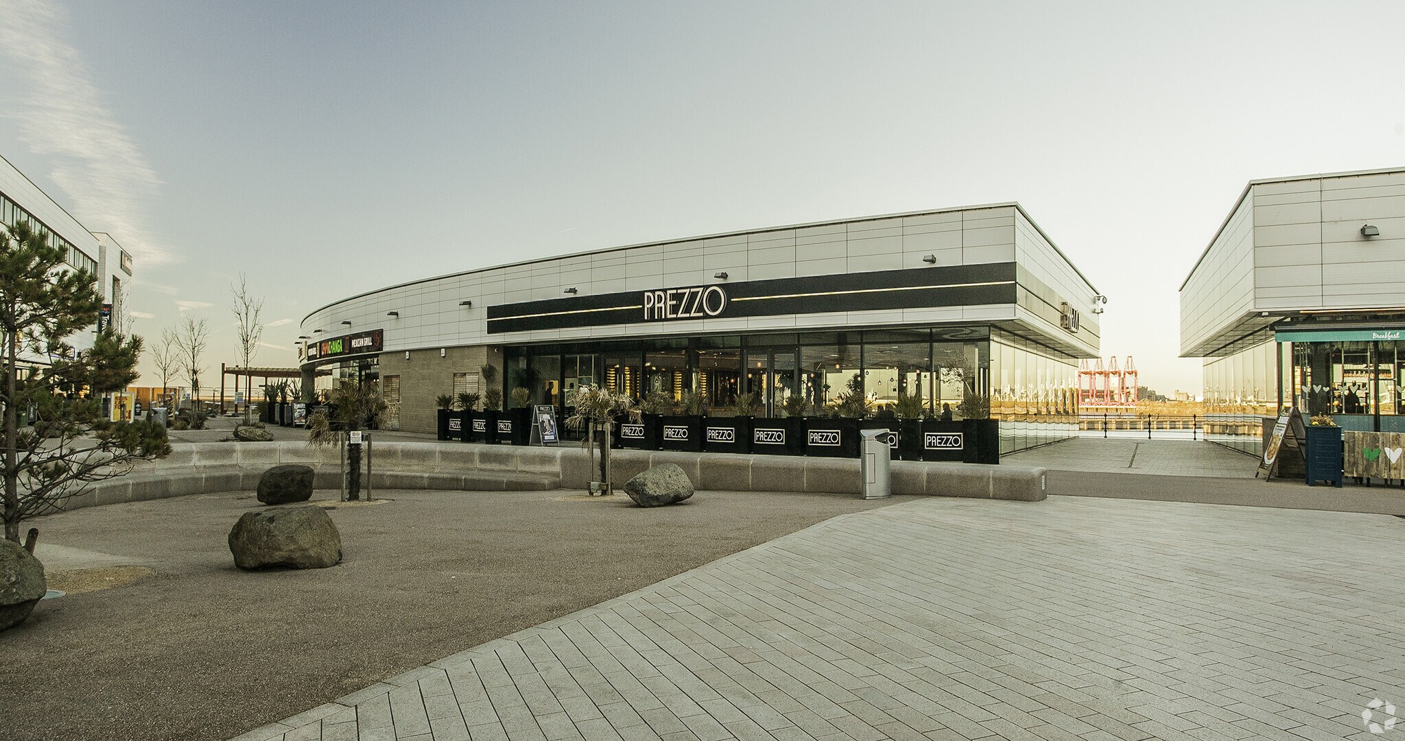 Marine Promenade, Wallasey for lease Primary Photo- Image 1 of 9