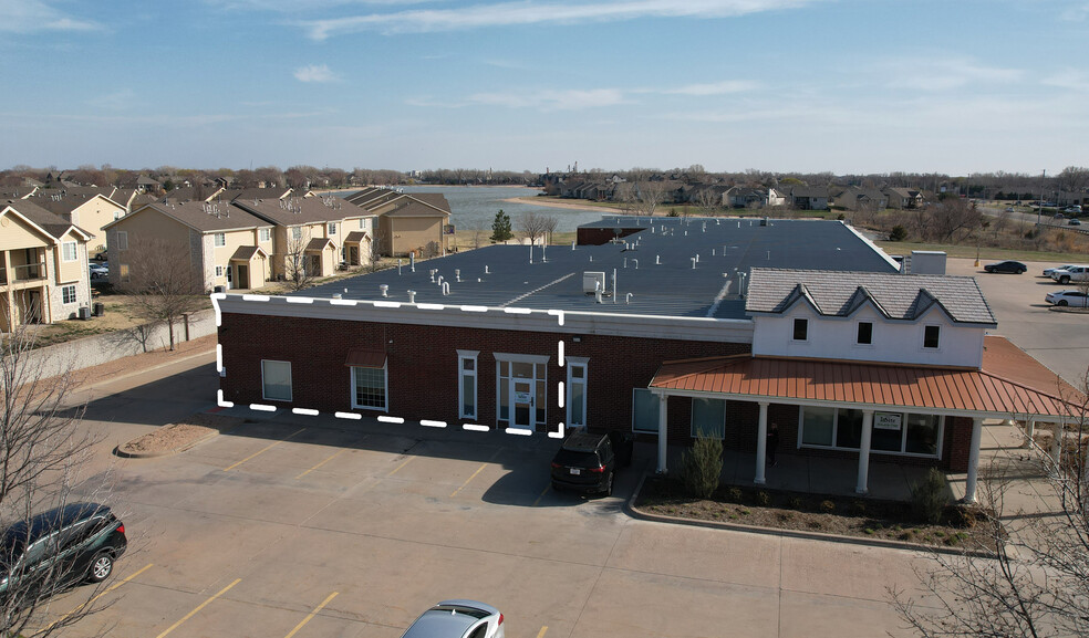 3460 N Ridge Rd, Wichita, KS for lease - Building Photo - Image 1 of 18