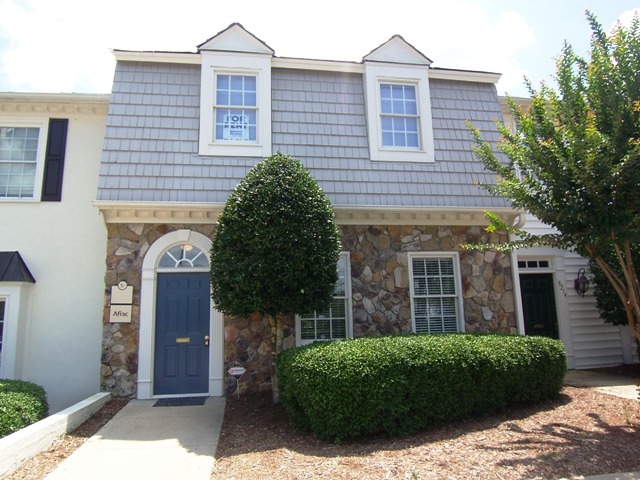 8216 Creedmoor Rd, Raleigh, NC à vendre - Photo du bâtiment - Image 1 de 1