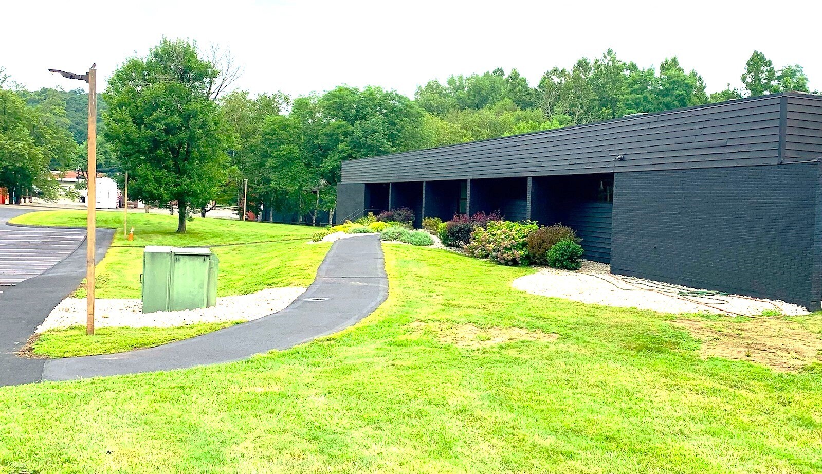 613 New Britain Ave, Farmington, CT for lease Interior Photo- Image 1 of 30