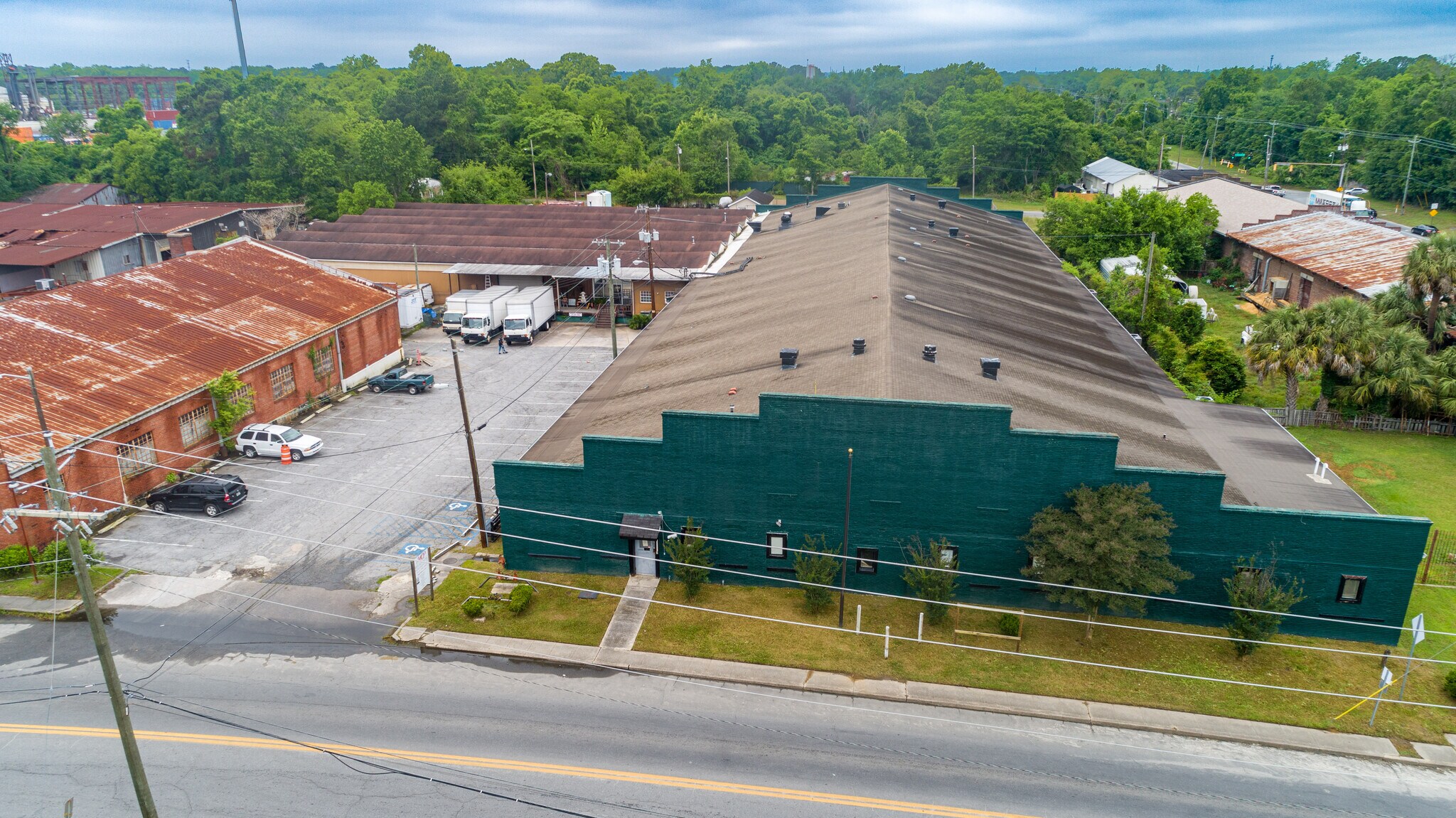 311 Stiles Ave, Savannah, GA for lease Primary Photo- Image 1 of 7