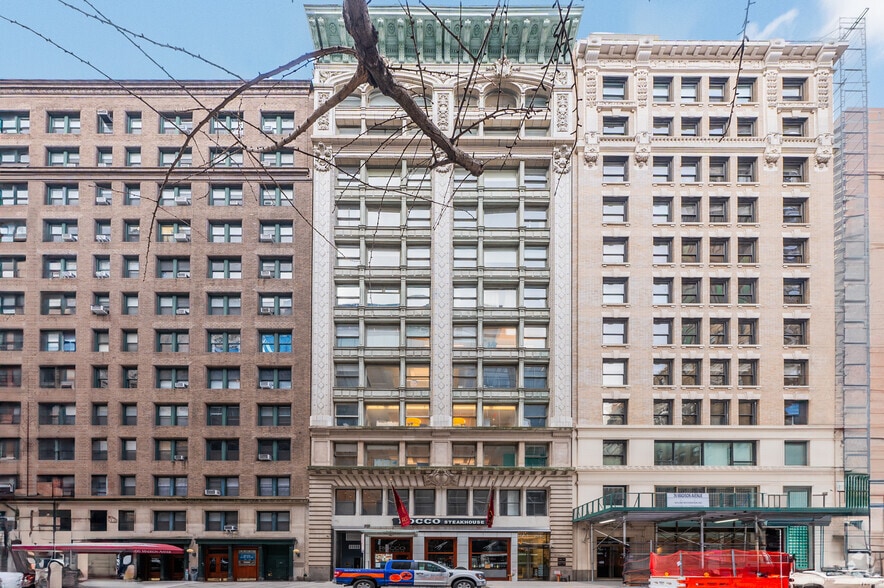 72 Madison Ave, New York, NY for lease - Building Photo - Image 2 of 4