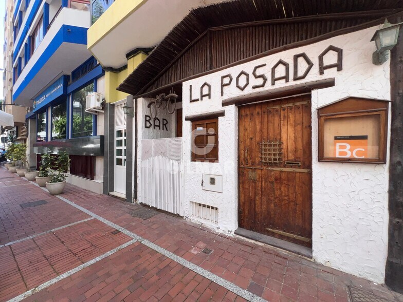 Immeuble residentiel dans Las Palmas de Gran Canaria, Las Palmas à vendre - Photo du bâtiment - Image 2 de 2
