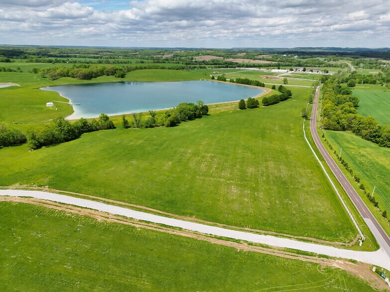 Highway D (Tract 8 - 32.7+/- Acres), Eolia, MO à vendre - Photo du bâtiment - Image 3 de 31