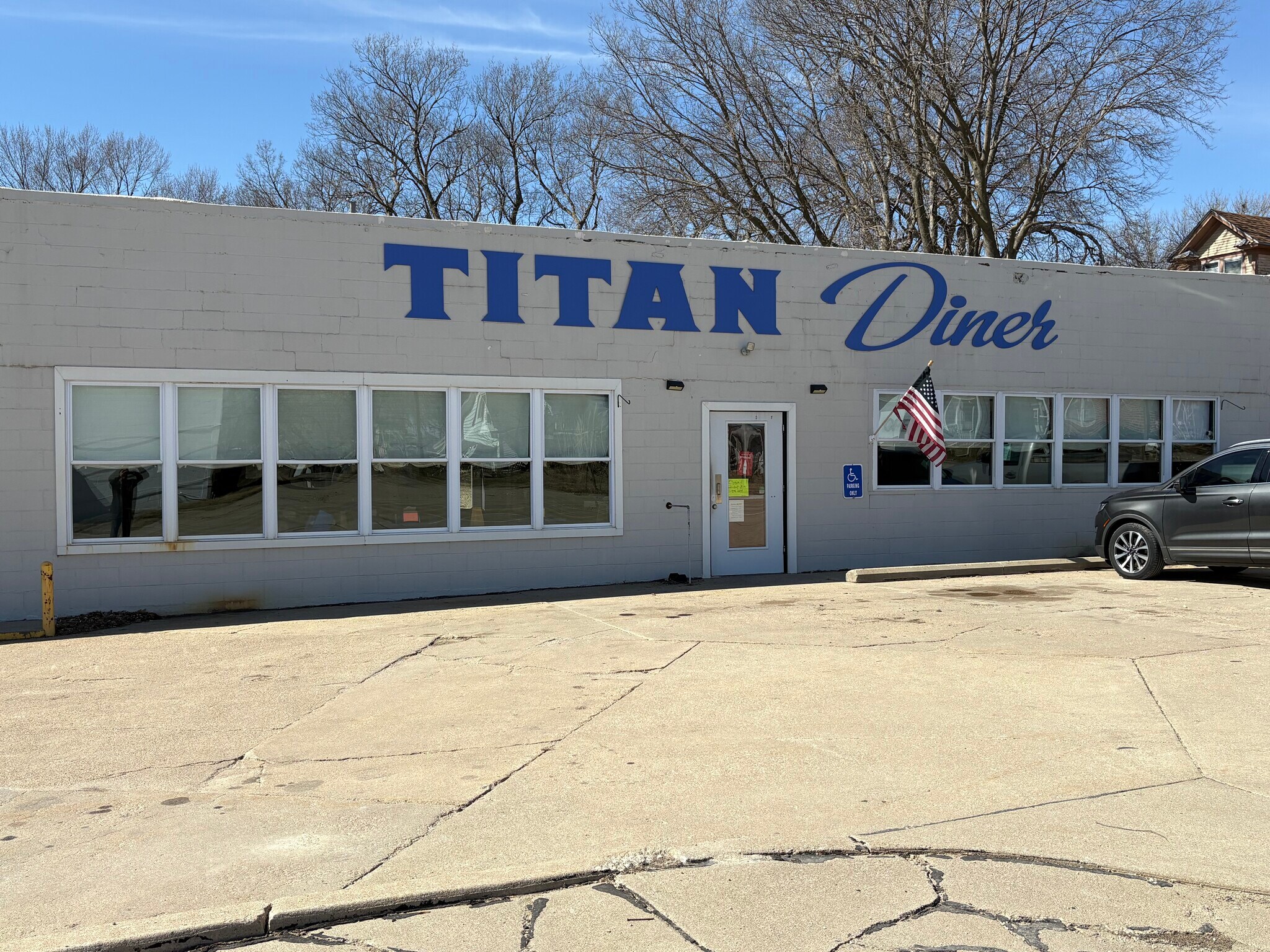 833 Nemaha St, Humboldt, NE à vendre Photo principale- Image 1 de 30