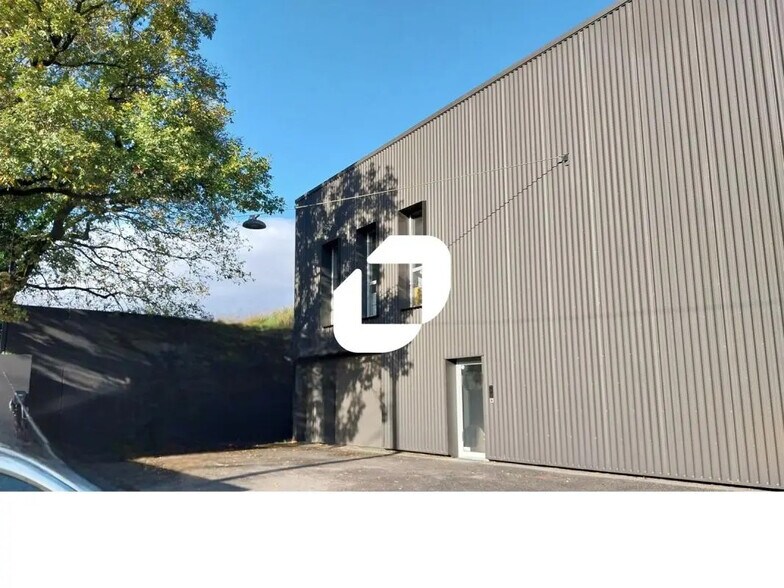 Flex dans Nantes à louer - Photo du bâtiment - Image 3 de 23